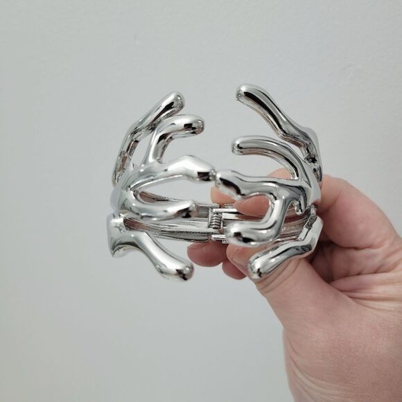 Brand New Top Fashion Silver Tone Bangle Bracelet - Picture 3 of 8